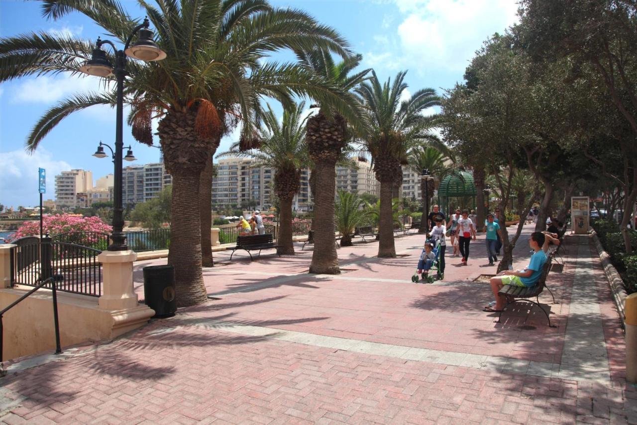 Modern 3 Bedroom & 3 Bathroom Apartment - Near Balluta Bay St. Julian's Exterior foto