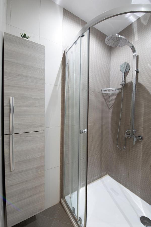 Modern 3 Bedroom & 3 Bathroom Apartment - Near Balluta Bay St. Julian's Exterior foto